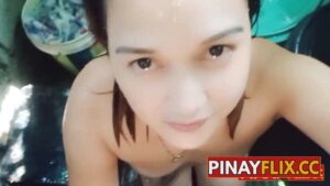 Bago Makibaka ay Kumain Muna ng Gata si Tita