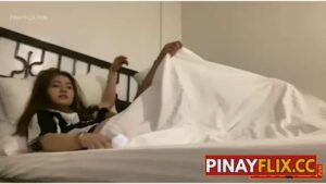 Handa Na Siyang Matulog Ngunit May Halimaw na Nagtatago sa Ilalim ng Kumot