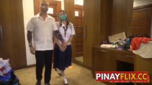 Nagshare si Ate at Bunso sa Longanisa ni Sir