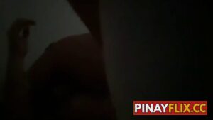 Out of Town si Sir Kaya Ang Hardinero Muna Ang Nagdilig Kay Madam