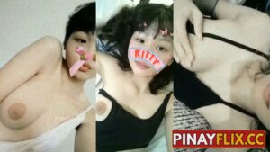Pinakita ni Kitty Ang Mabalbon na Pussy