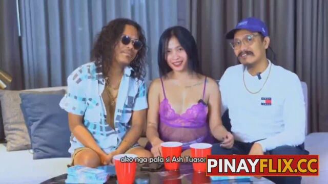 Pinulutan ng Dalawang Legend Ang Model