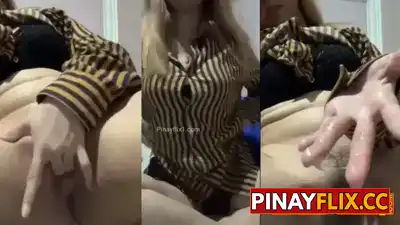 Sinawsaw Ang Mga Daliri sa Pambihirang Butas