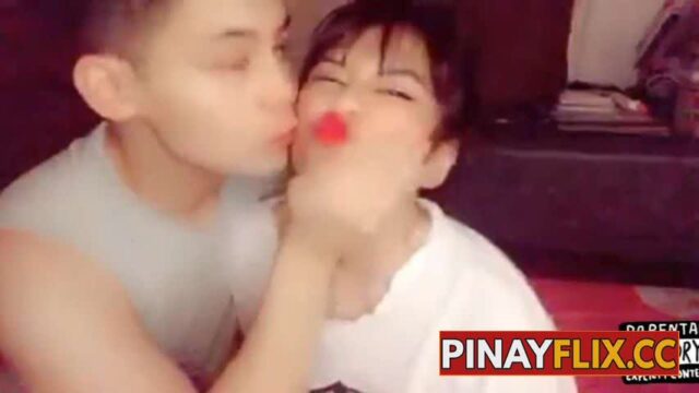 Tinaniman ng Hardinero Ang Basang Lupa