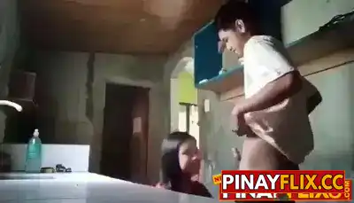 Halika dito saglit luhuran mo tong naninigas kong karit