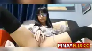 Masikip Ngunit Kasya Ang Suklay